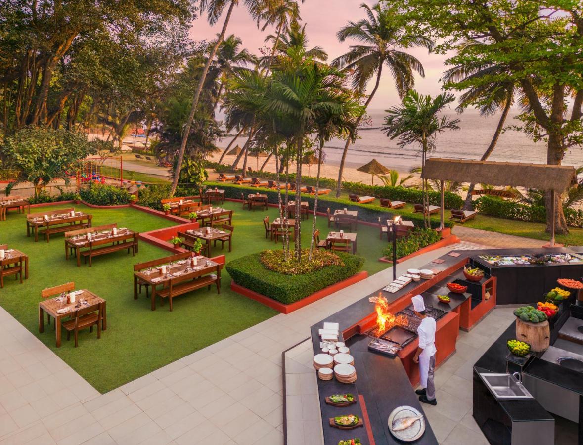 Taj Cidade De Goa Heritage, Goa Santa Cruz Bagian luar foto The Beach Club