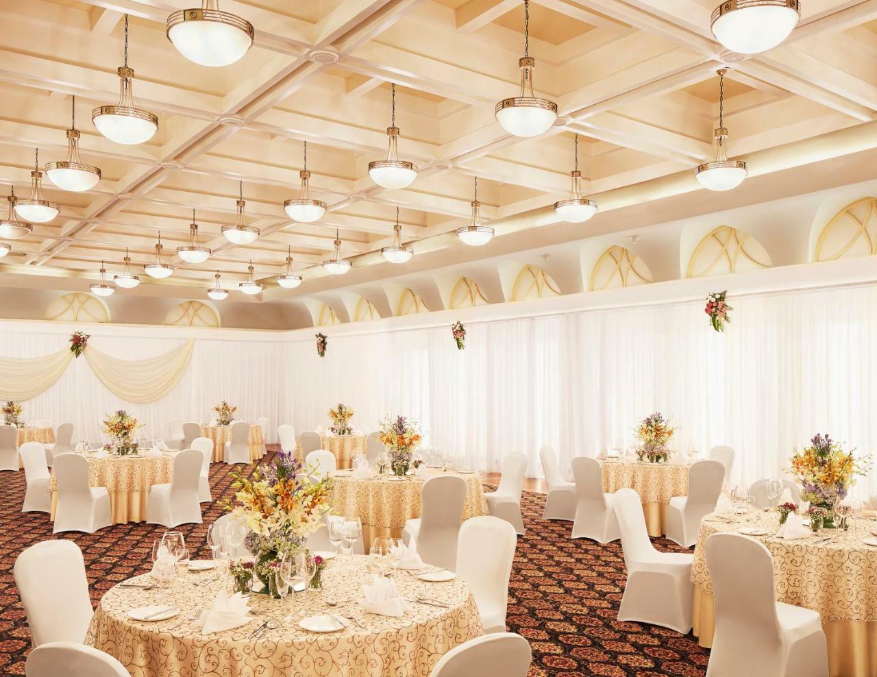 Taj Cidade De Goa Heritage, Goa Santa Cruz Bagian luar foto The Grand Ballroom